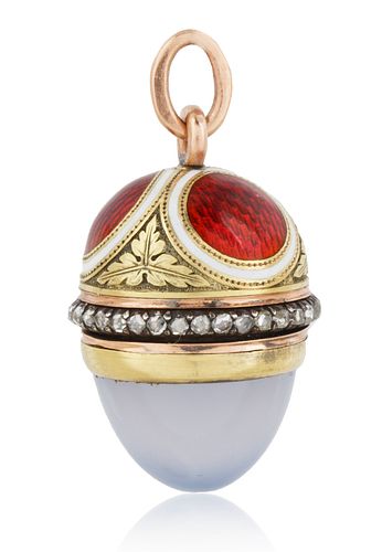 A 1908-1912 FABERGE AUGUST HOLLMING RUSSIAN GOLD, DIAMOND, MOONSTONE AND ENAMEL EGG PENDANT, ST. PETERSBURG