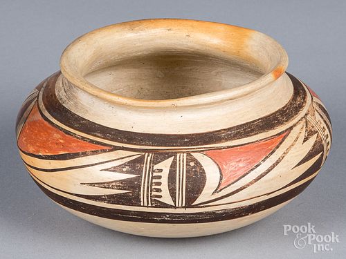 Nellie Nampeyo Hopi Indian pottery vessel