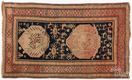Hamadan carpet, ca. 1920, 5'2" x 3'.