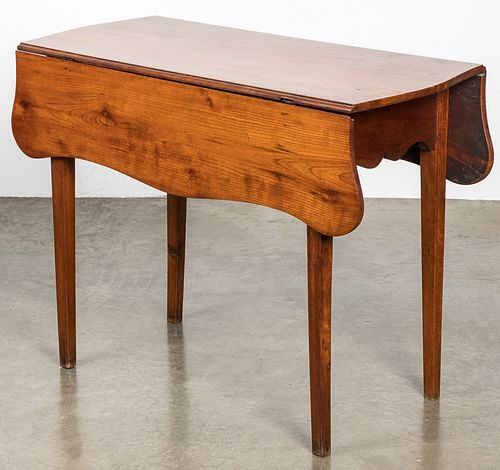 New England Federal cherry Pembroke table