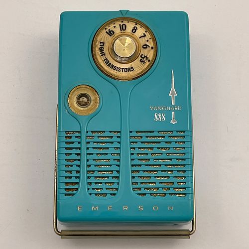 Vintage Emerson Vanguard 888 Transistor Radio