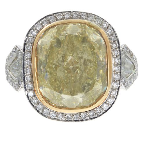 8.22ct Fancy Light Yellow Diamond, Platinum, 18k Ring