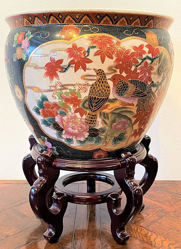 Large Chinese Porcelain Jardiniere Fish Bowl