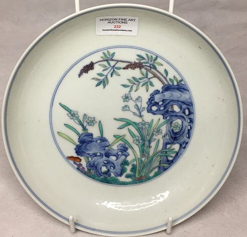 CHINESE DOUCAI PORCELAIN HAND PAINTED PLATE,D 21.8CM