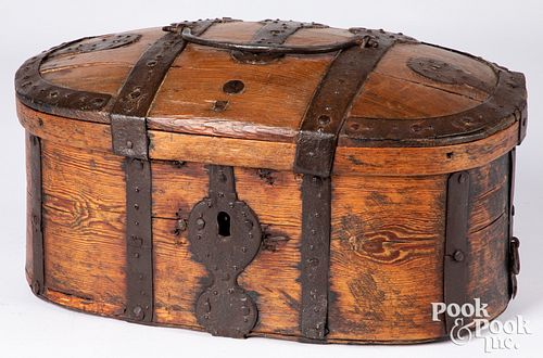 Scandinavian pine lock box, 19th c.