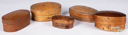 Five Scandinavian decorated band boxes, 19th c.