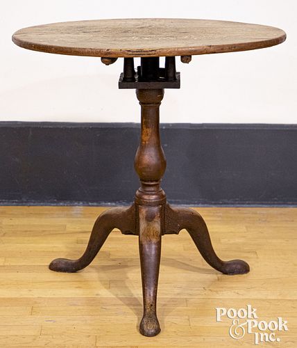 Oak tea table, 19th c.