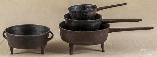 Three cast iron posnet pots, early 19th c.