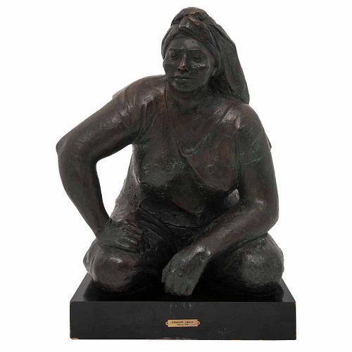 ARMANDO AMAYA, Sin título, Firmada y fechada 1983, Escultura en bronce III / VII en base de madera, 53 x 43 cm