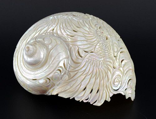 19th century Chinese carved shell with priced decoration decorated with phoenixes width 17cmPROVENAN