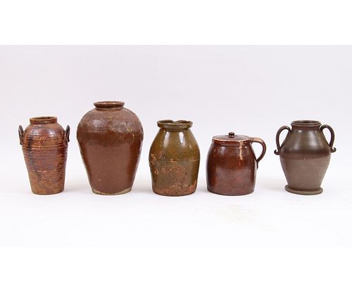 FIVE PIECES OF REDWARE/STONEWARE