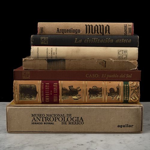 Libros sobre antropología, civilizaciones y conquista. El Pueblo del Sol / Museo Nacional de Antropología de México. Piezas: 7.