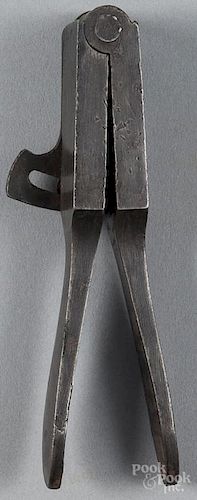 Manhattan Firearms cast steel bullet mold, 19th c., 4 1/2'' l.