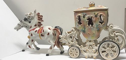 Capodimonte Horse carriage lamp/ Detached ‰€“ Horse leg