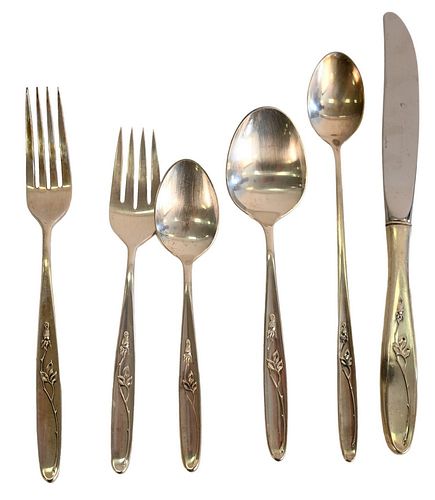 Towle Rose Solitaire Sterling Silver Flatware Set, setting for nine, 62 t.oz. weighable, plus 18 handles.