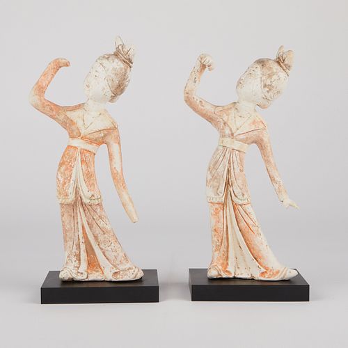 Pair Chinese Tang Dynasty Terracotta Tomb Figures