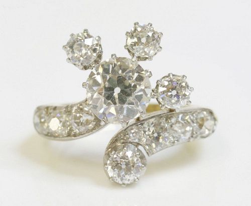 A Belle Ã‰poque diamond crossover ring, c.1915,with a