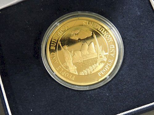 Kiribati & Samoa, $200 1oz proof gold puzzle coin, 1999, Millennium edition, with presentation box a