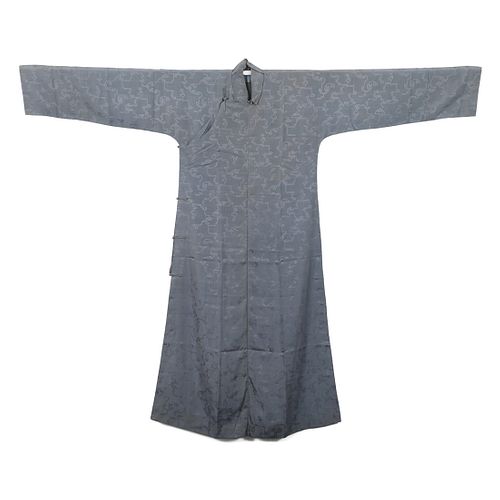 A GREY-GROUND EMBROIDERED LADY'S ROBE