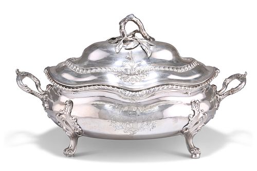 A LARGE GEORGE III SILVER SOUP TUREEN,?by?John Henry Vere & William Lutwych