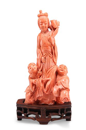 A FINE 19TH CENTURY CHINESE CORAL FIGURE GROUP, carved as?a maiden in robes