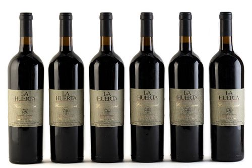 Six La Huerta Reserva Especial bottles, vintage 1997.
Viña San Pedro S.A ..
Category: Cabernet Sauvignon red wine. Lontue (Chile).
Level: A.
750 ml.