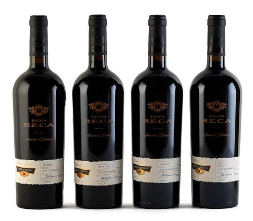 Four Don Reca Limited Release bottles, vintage 2003.
Category: red wine, merlot. DO. Cachapoal Valley. Viña La Rosa, Peumo (Chile).
Level: A.
750 ml.