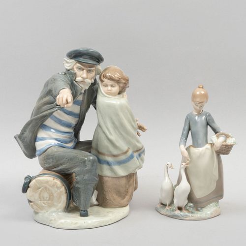 Lote de 2 figuras decorativas. España, SXX. Elaboradas en porcelana Zaphir y Lladró. Acabado brillante. 31 cm de altura (mayor, pirata)