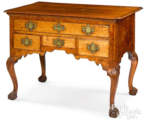 Pa. Chippendale tiger maple dressing table