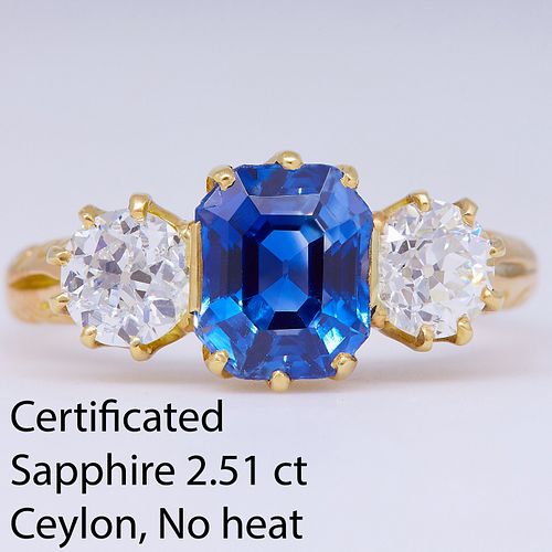 IMPORTANT CEYLON SAPPHIRE AND DIAMOND 3-STONE RING