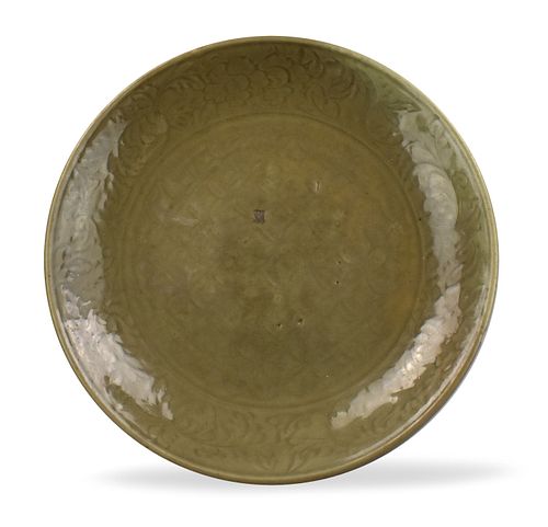 Large Chinese Longquan Celadon Charger, Ming D.