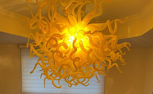 Large Manner Dale Chihuly Blown Glass Chandelier