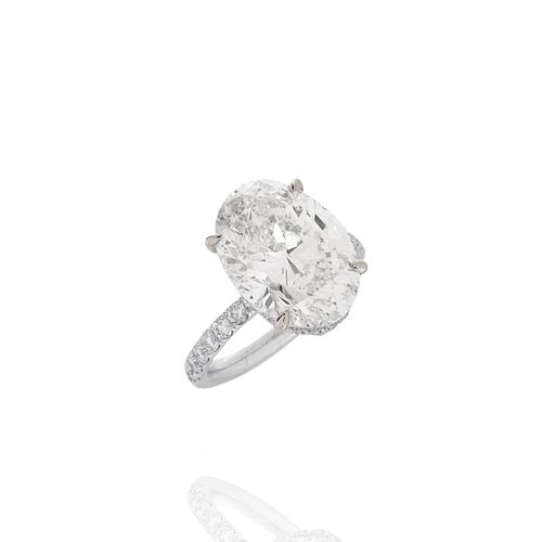 HRD Diamond and 18K Ring
