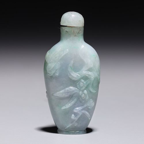 Antique Chinese Carved Jadeite Snuff Bottle