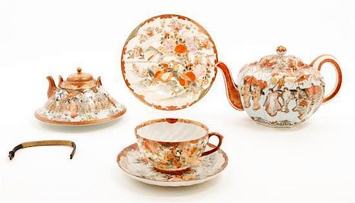 A Japanese Export Porcelain Tea Service Diameter of plates 7 1/4 inches.