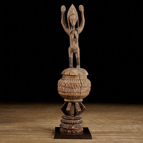 Bambara carved wood lidded box, ex-Michel Anstett