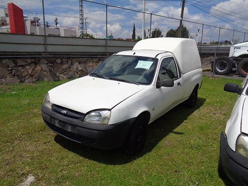 Camioneta Ford Courier 2012