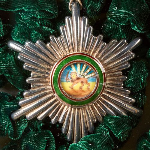 An Iranian presentation medal 伊朗勋章