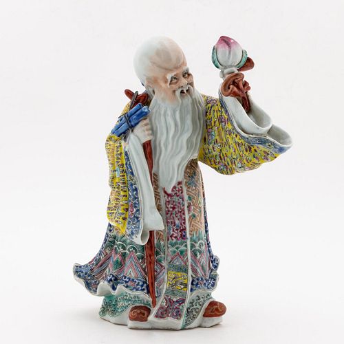 CHINESE FAMILLE ROSE PORCELAIN FIGURE OF SHOULAO