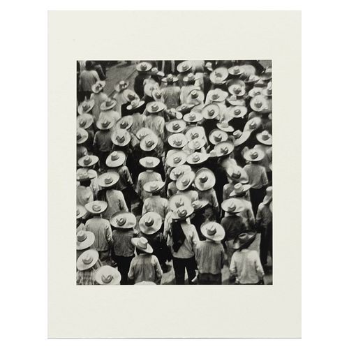 TINA MODOTTI. Campesinos, 1926. Fotograbado. Impreso en Estados Unidos 1999. Sin enmarcar. 19 x 17 cm