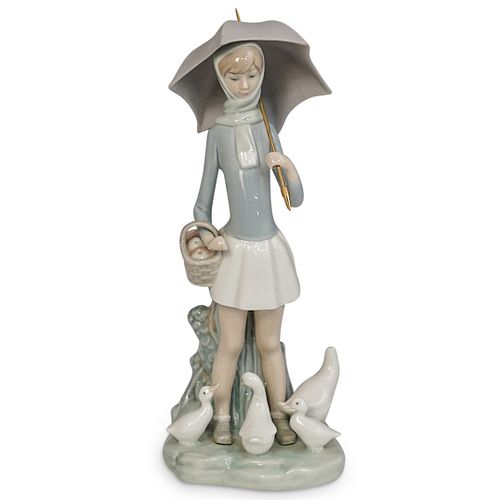 Lladro Porcelain Girl w/ Goose Figurine