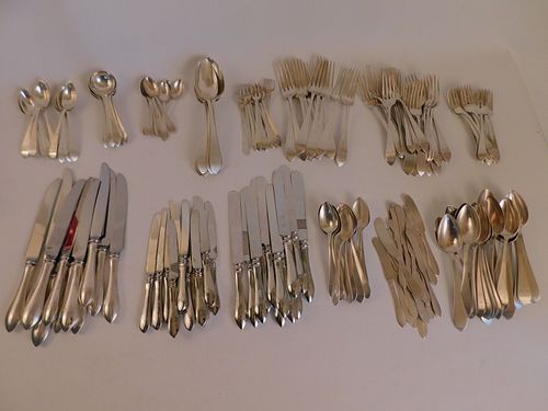 194 PC. STERLING POINTED ANTIQUE FLATWARE SET