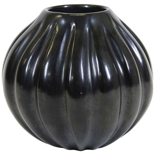 Helen Shupla Pueblo Blackware Pottery Melon Vase