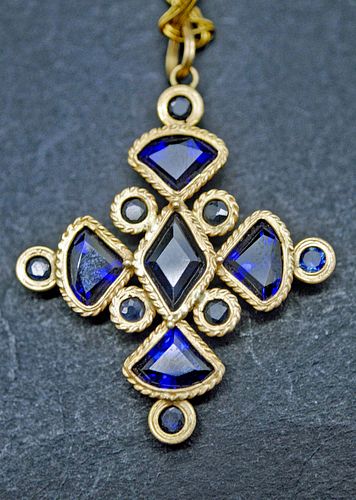 16th C English Gold Necklace Sapphire Cruciform Pendant
