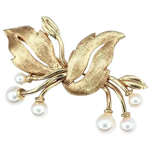 Elegant Cultured Pearl & 14K Gold Brooch / Pin