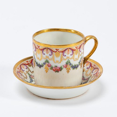 18TH C. MARIE ANTOINETTE FACTORY CUP & SAUCER