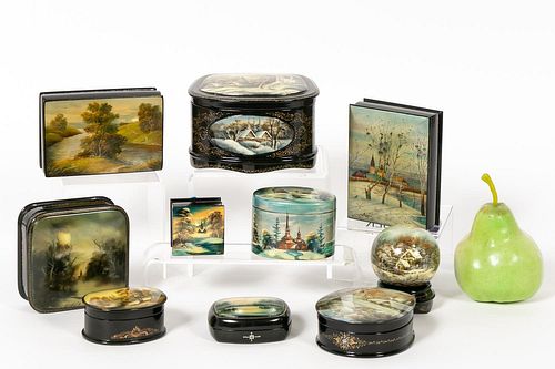 TEN RUSSIAN LACQUERED BOXES, WINTER LANDSCAPES