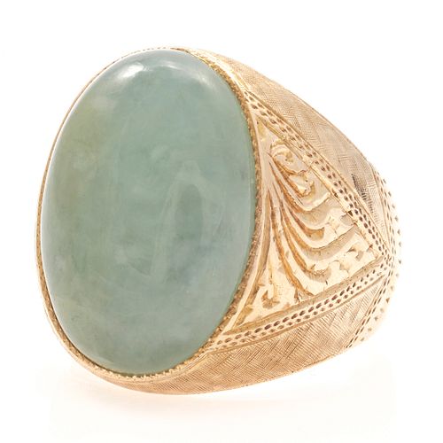 Gent's Jade, 18k Yellow Gold Ring