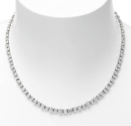 Degraded rivière necklace in platinum