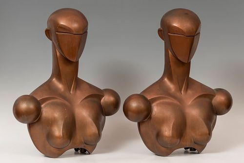ENRIC BUG (Port Bou, 1957). 
"Couple of mannequins", 1983. 
Resin and fiberglass.